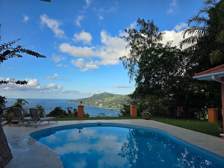 Cote Cèdres Le Niol — Mahé (colline, piscine)